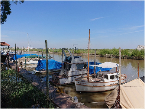 boats-river-port-bank-riverbank-6112468