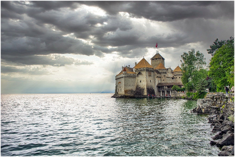 castle-lake-switzerland-sky-clouds-6248245