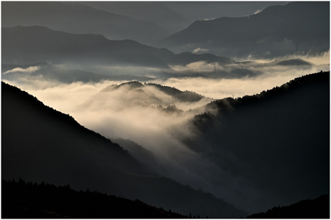 sea-of-clouds-mountain-natural-4646744