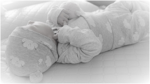 newborn-baby-tiny-infant-cap-4813833