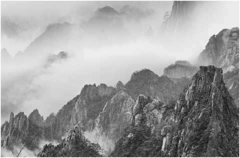 huangshan-cloud-pine-strange-stone-5053221